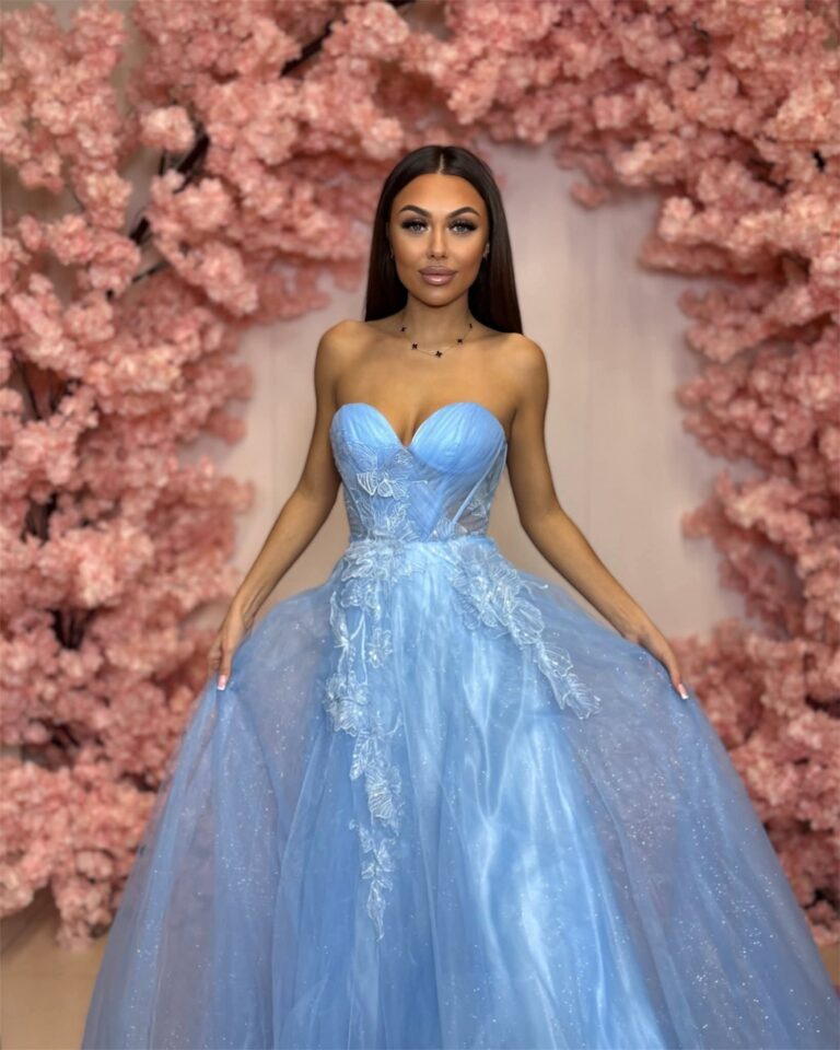 Sukienka balowa tiulowa POSITANO 40/L niebieska gorsetowa baby blue