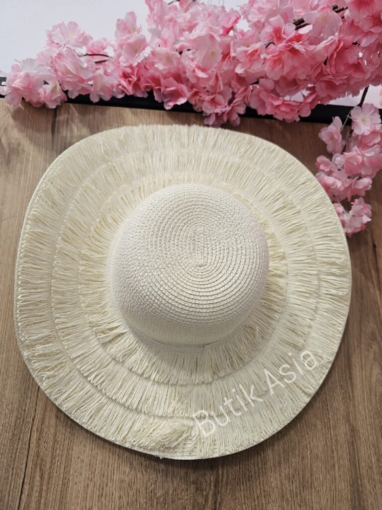 Kapelusz kremowy słomiany letni wakacyjny