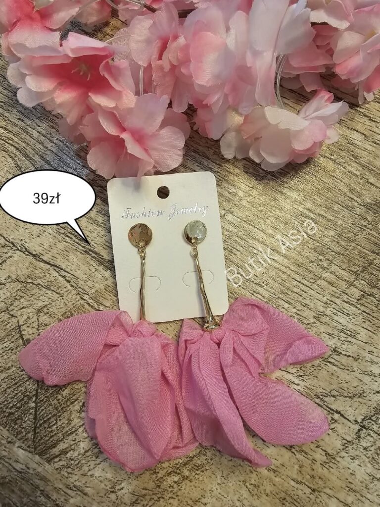 Kolczyki różowe płatki wiszące kwiatki
